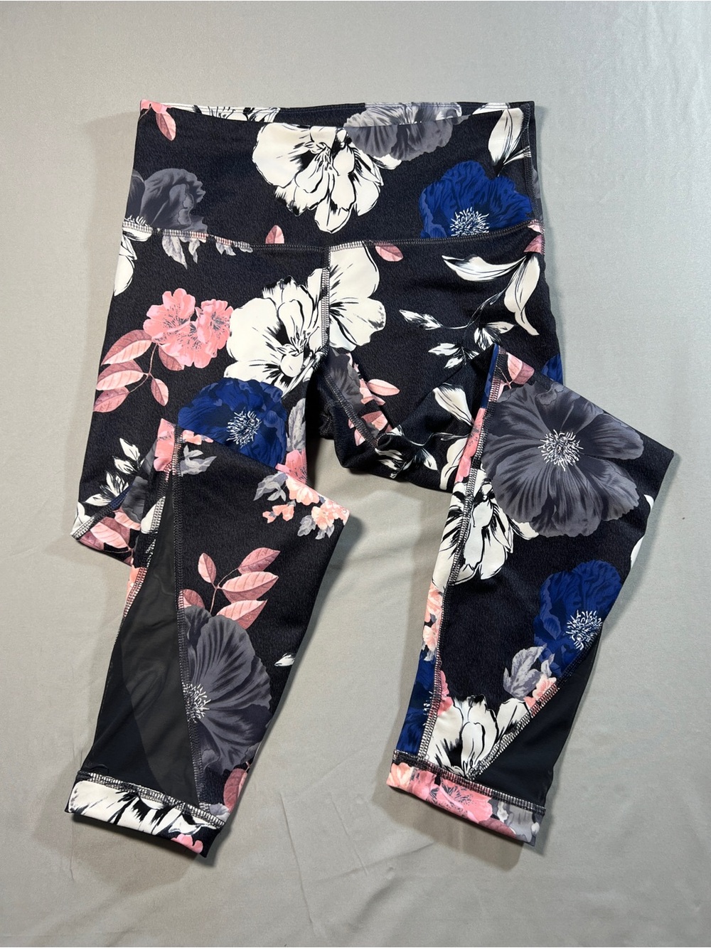 Old Navy Floral Leggings, Blue, Pink, Grey-SizeM, Yoga, Workout, Run, Loungewear